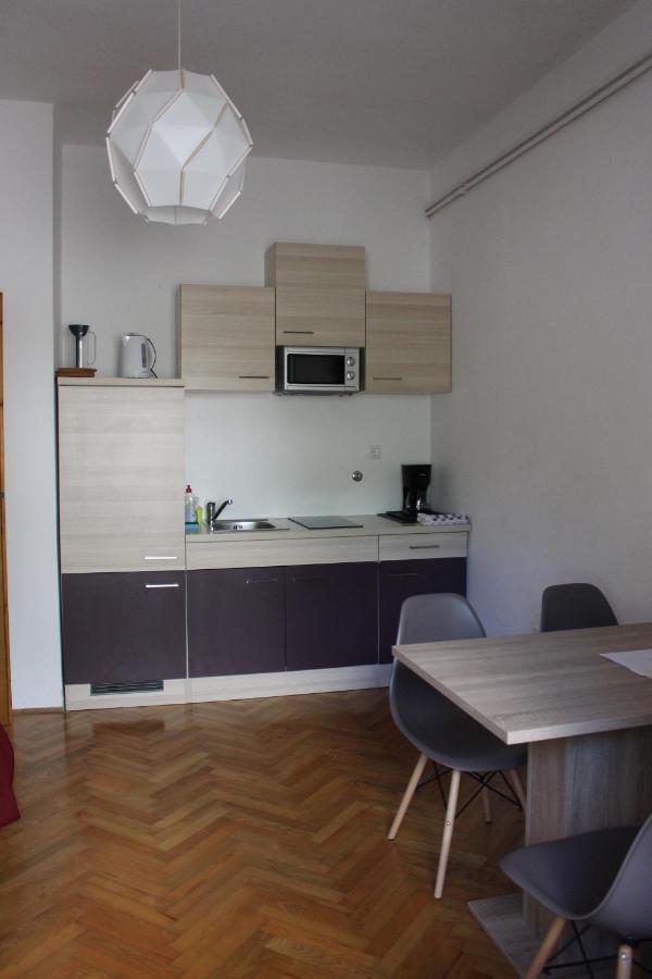 Apartmani Mia 자드라보노 외부 사진