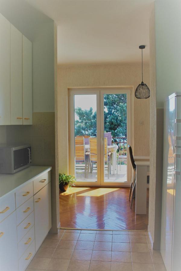 Apartmani Mia 자드라보노 외부 사진