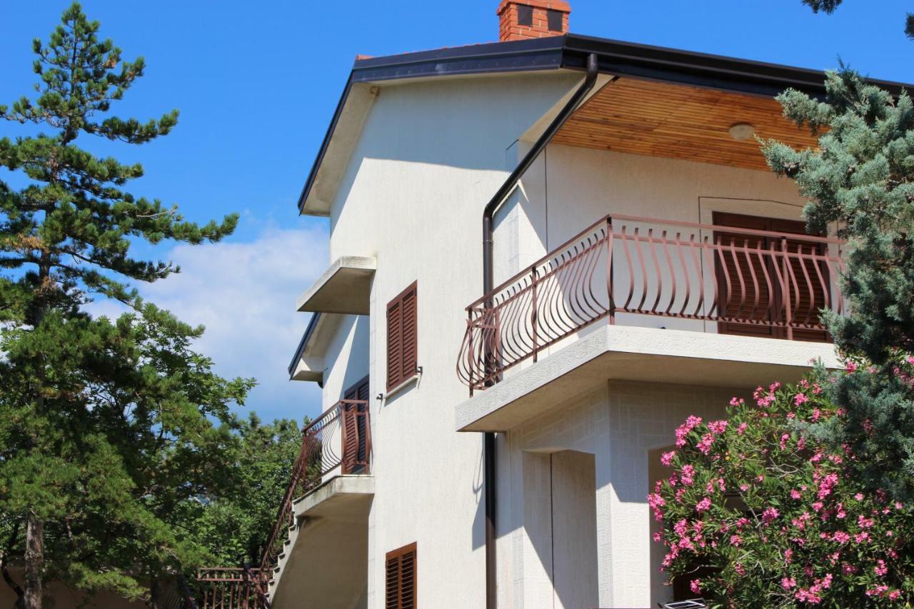 Apartmani Mia 자드라보노 외부 사진